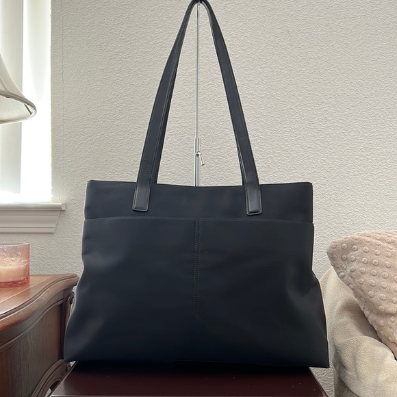 Coach Extra large vintage tote black leather trimmed - Picture 1 of 14